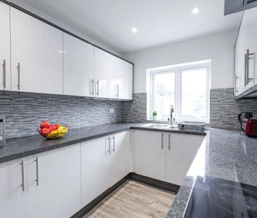 7 bedroom property to rent - Photo 4