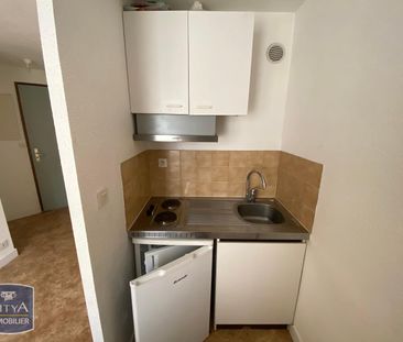 Location Appartement 1 pièce 18m² POITIERS 86000 - Photo 4