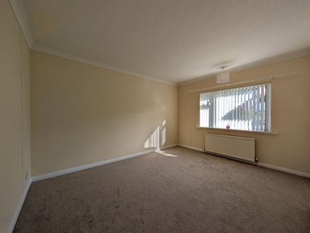 2 bedroom detached bungalow to rent - Photo 3