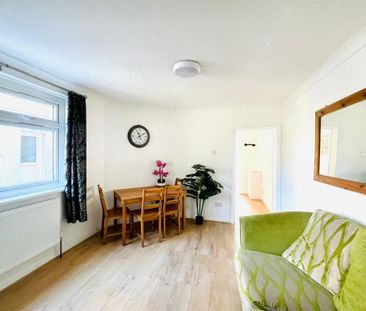 2 Bed Maisonette, Barley Lane, IG3 - Photo 1