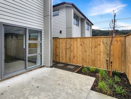 New in Wainui - Photo 4