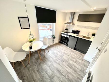 1 bedroom flat to rent - Photo 4
