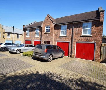 Burgate Crescent, Sherfield Park, Hook - Photo 1