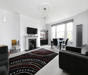 2 bedroom flat to rent - Photo 1