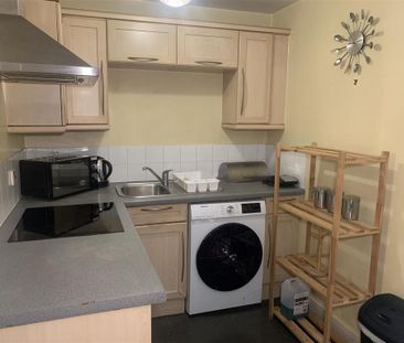 1 bedroom apartment to rent - Photo 2
