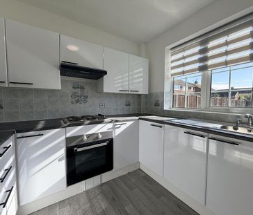 2 bedroom flat to rent - Photo 6
