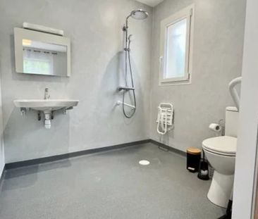 Location Studio 25 m2 à Saint-Clair-de-la-Tour - Photo 5