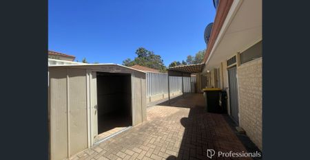 GATED COMPLEX - GREAT LOCATION - Photo 4