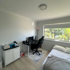 Castle Hill - Photo 2