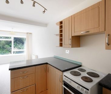 1 Bed Flat - Photo 4