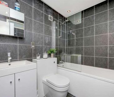 Chart House, Burrells Wharf Square, E14 - Photo 6