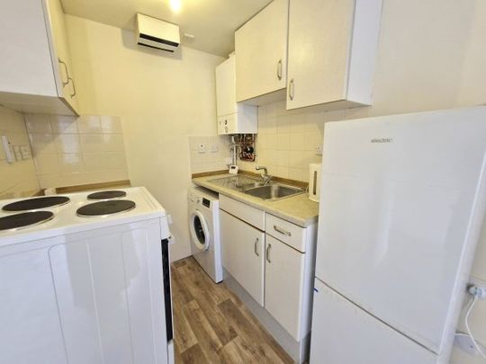 Muirpark Street, Partick - Photo 1