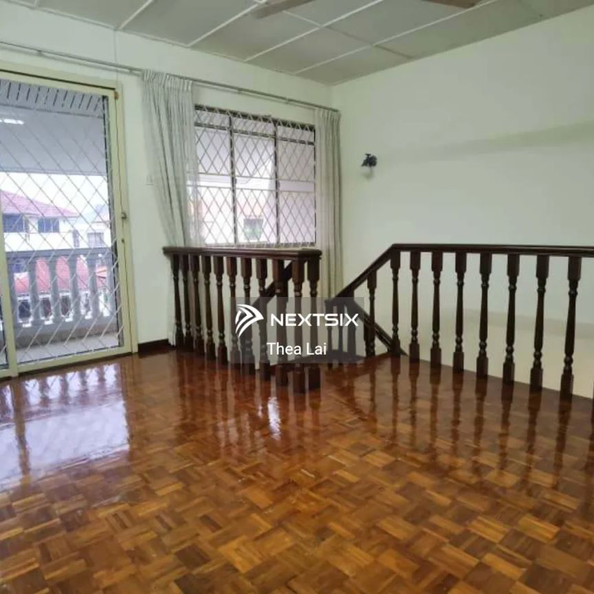 Jalan Jingga, Taman Pelangi - Photo 1