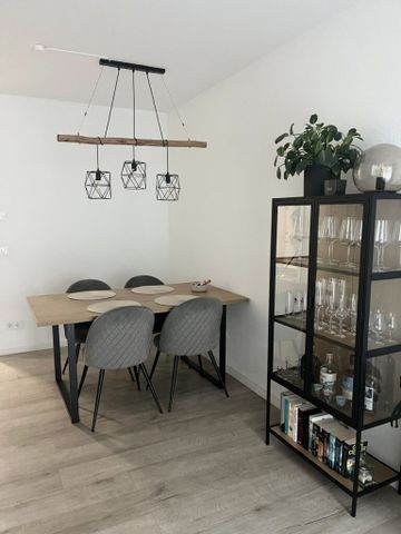 Hochwertige 2-Zimmerwohnung mit Terrasse, Gartenanteil und optimaler Gebäudetechnik in verkehrsgünstiger Lage! - Photo 4