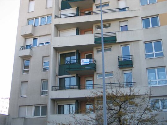 APPARTEMENT T2 VILLEURBANNE - NON MEUBLE - 44 m² // GARAGE Villeurbanne (69100) - Photo 1