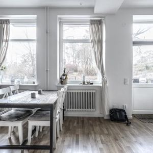 Mysigt Lägenhet i Stockholm - Nacka - Photo 2