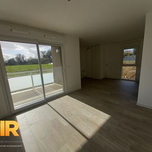 Location Appartement 2 pièces 47m² CHARTRES DE BRETAGNE 35131 - Photo 2