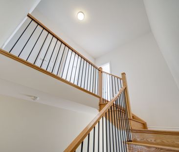 For Lease - 1182 Dartmouth Crescent, Oakville, Ontario - Photo 1