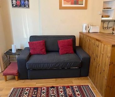 1 bedroom ground floor flat to rent - Photo 2