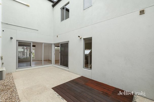1 Euroa Street, Epping - Photo 1