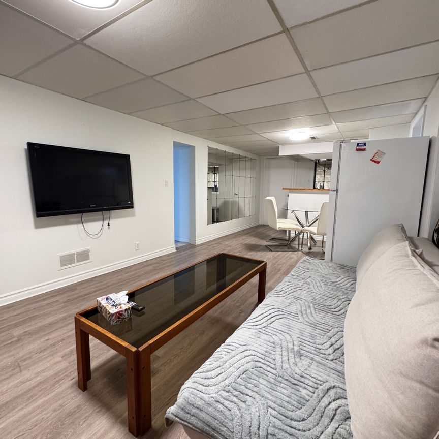 For Lease - 49 Mentor Boulevard Unit# basement, Toronto, Ontario - Photo 1