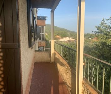 Location Appartement 4 pièces 82m² PUGET VILLE 83390 - Photo 4