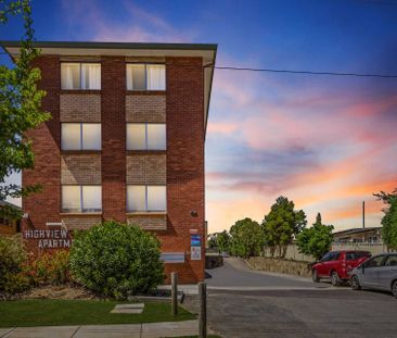 12/67 Macquoid Street, Queanbeyan - Photo 5