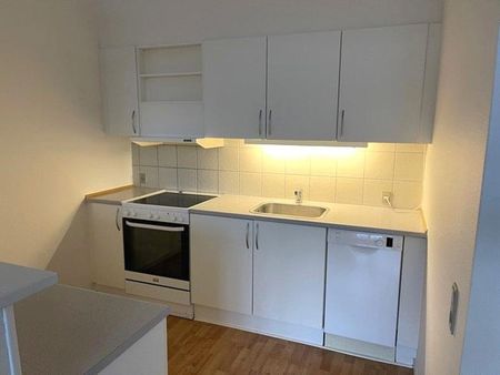 Skøn 2-værelses lejlighed i hjertet af Odense - Foto 2