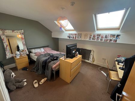6 Bed Terraced House, Greenbank Road, L18 - Photo 4