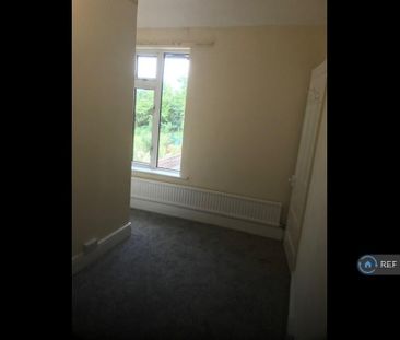 2 bedroom end of terrace house to rent - Photo 6