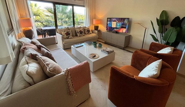 3 room luxury Flat for rent in Marbella, Spain - Photo 1