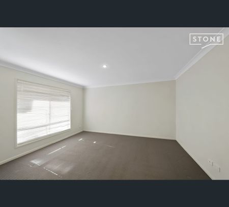 5 Bellona Chase, Cameron Park, NSW 2285 - Photo 2
