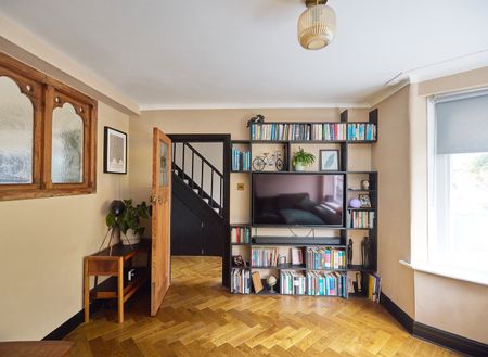 4 Bed Semi-Detached House, Oswald Road, M21 - Photo 3