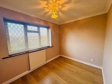 Bulls Copse Lane, Waterlooville - Photo 5