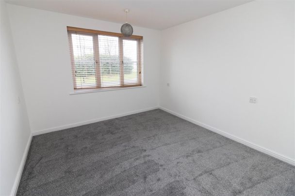 2 Bedroom House - Photo 1