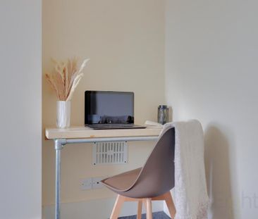 1 bedroom in a house share to rent - Photo 4