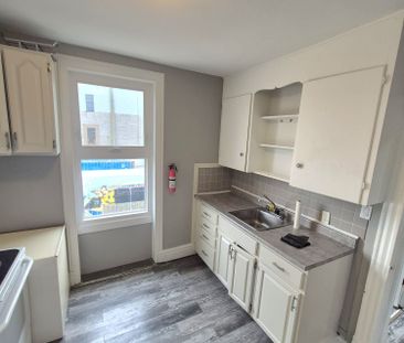 For Lease - 259 Clarence Street, London East, Ontario - Photo 2