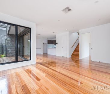 1/5 Milton Court, Heidelberg Heights - Photo 2