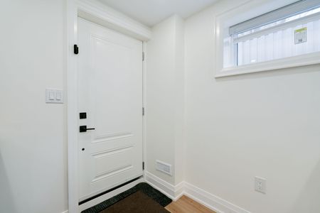 For Lease - 69 Searle Avenue Unit# Basement bachelor unit, Toronto, Ontario - Photo 4