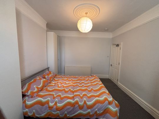 Room in a Shared House, Furness Road, NW10 - Photo 1