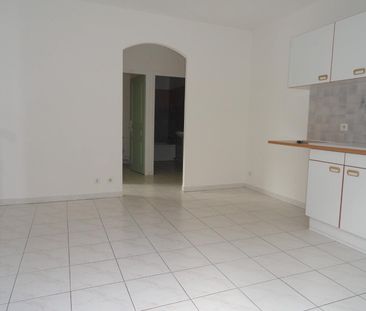 Location Appartement 2 pièces 41m² MONTPELLIER 34070 - Photo 4