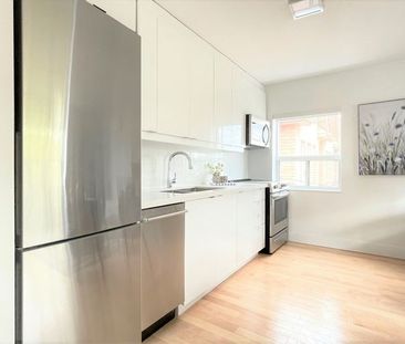 8 Castleton Avenue | 8 Castleton Avenue, Toronto - Photo 1