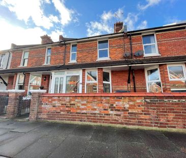 3 bedroom terraced house to rent - Photo 6