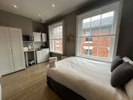 Castle Yard Studio 8 - Photo 3