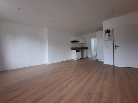 Location Appartement 3 pièces 56m² LE HAVRE 76600 - Photo 2