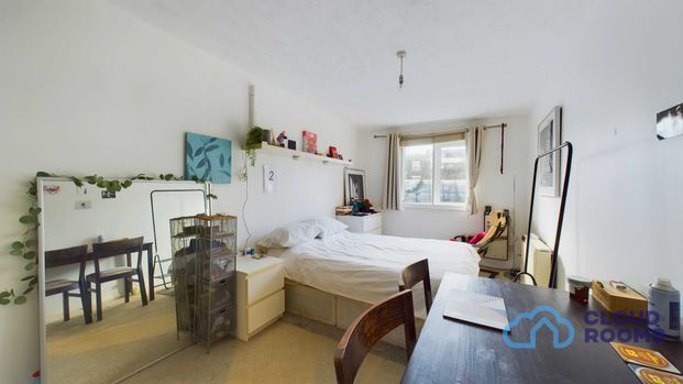 RM2 Rainhill Way | Bow | London | E3 3EE - Photo 1