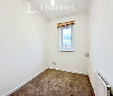 3 bedroom house to rent Hunter Close, Gosport, PO13 - Photo 6