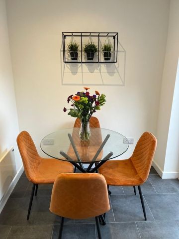 1 Bed Bungalow, Valentines Road, IG1 - Photo 3