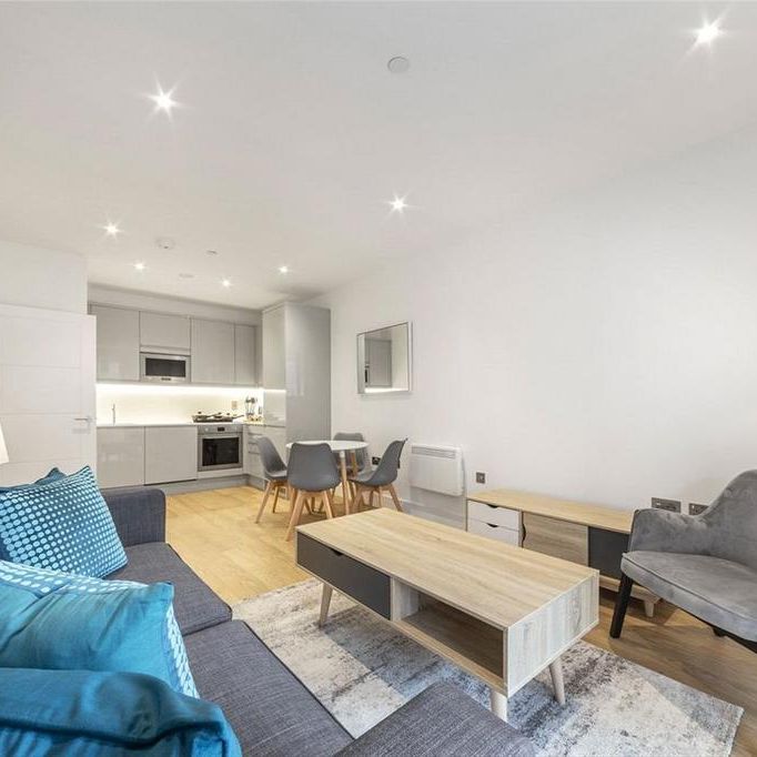 2 bedroom flat to rent - Photo 1