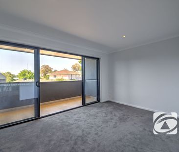 TOWNHOUSE IN BERWICK'S EXCLUSIVE HARK - Photo 3